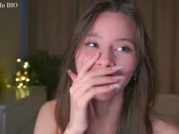 Chaturbate Watch Live Sex Cams of falinecrosthwaite