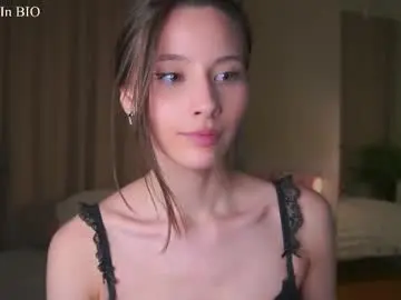 Chaturbate Nude Webcam of falinecrosthwaite