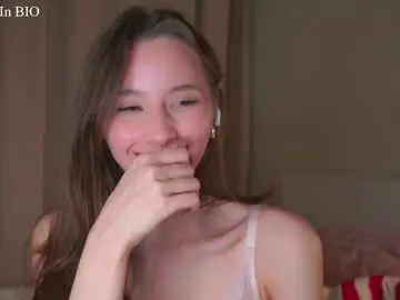 Chaturbate Adult Video Chat of falinecrosthwaite