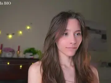 Chaturbate Watch Live Sex Cams of falinecrosthwaite