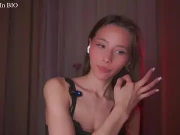 Chaturbate Adult Video Chat of falinecrosthwaite