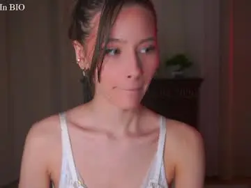 Chaturbate Sex Cam of falinecrosthwaite