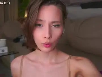 Chaturbate Free Porn Cam of falinecrosthwaite