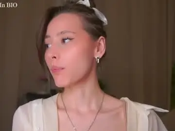 Chaturbate Sex Cam of falinecrosthwaite