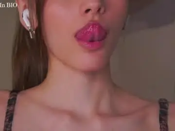 Chaturbate Live Porn of falinecrosthwaite