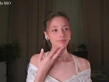 Chaturbate Private Sex Chat of falinecrosthwaite