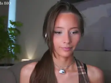 Chaturbate Free Live Porn of falinecrosthwaite