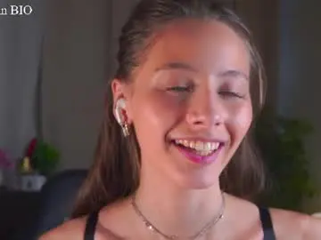 Chaturbate Watch Live Sex Cams of falinecrosthwaite
