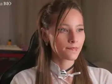 Chaturbate Free Porn Cam of falinecrosthwaite