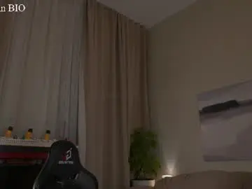 Chaturbate Free Porn Cam of falinecrosthwaite