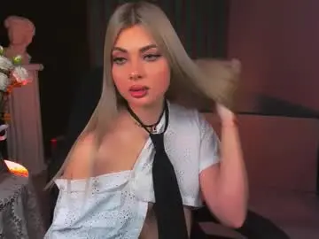 Chaturbate Sex Cam of hyileyclark