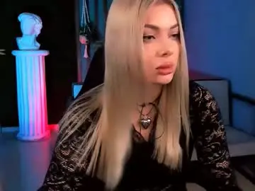 Chaturbate Sex Cam of hyileyclark