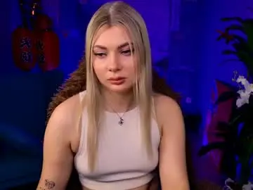 Chaturbate Best live sex cam show of hyileyclark