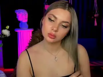 Chaturbate Sex Cam of hyileyclark