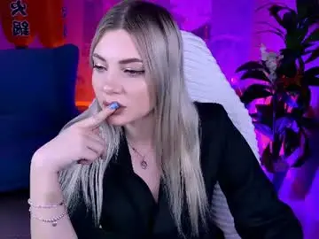 Chaturbate Adult Video Chat of hyileyclark