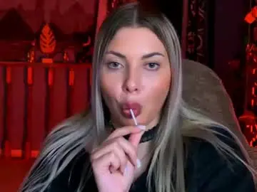 Chaturbate Adult Video Chat of hyileyclark