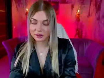 Chaturbate Sex Cam of hyileyclark