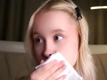 Chaturbate Watch Live Sex Cams of naomibry