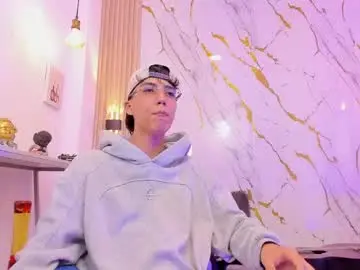 Chaturbate Free Live Porn of nikolay_gregori