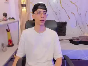 Chaturbate Live Sex Cam of nikolay_gregori