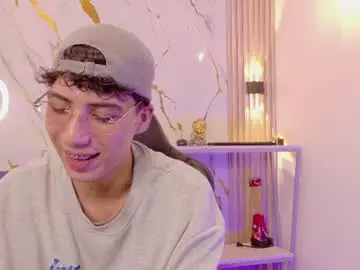 Chaturbate Live Porn of nikolay_gregori