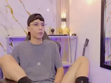 Chaturbate Live Porn of nikolay_gregori