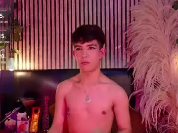 Chaturbate Live Sex Cam of angeldustt_19