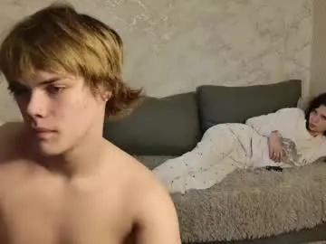 Chaturbate Free Porn Cam of bonnie_and_c1yde