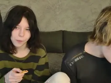 Chaturbate Free Live Porn of bonnie_and_c1yde