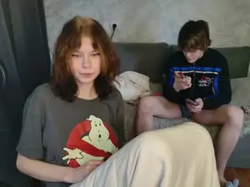 Chaturbate Live Sex Cam of bonnie_and_c1yde