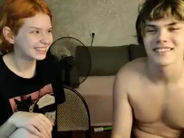 Chaturbate Adult Video Chat of bonnie_and_c1yde