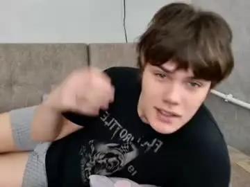Chaturbate Watch Live Sex Cams of bonnie_and_c1yde