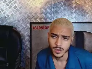 Chaturbate Best live sex cam show of marcusrain_