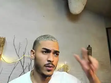 Chaturbate Sex Chat of marcusrain_