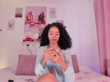 Chaturbate Best live sex cam show of pretty_pettite