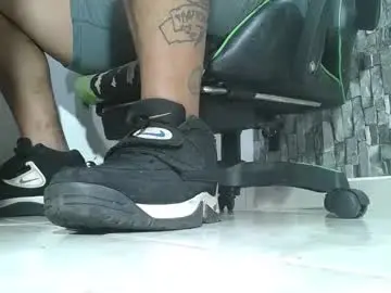 Chaturbate Sex Chat of srfindomfeet_