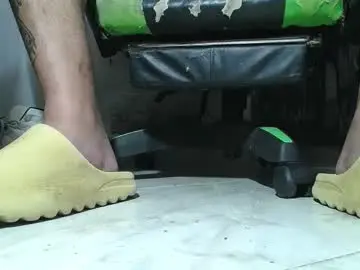 Chaturbate Sex Cam of srfindomfeet_