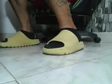 Chaturbate Nude Webcam of srfindomfeet_