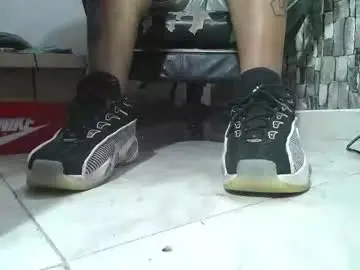 Chaturbate Adult Webcam of srfindomfeet_