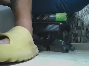 Chaturbate Sex Chat of srfindomfeet_