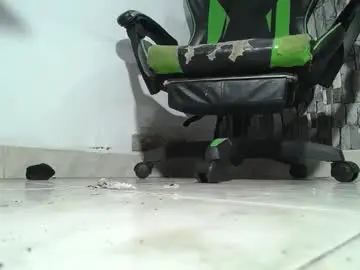 Chaturbate Free Live Porn of srfindomfeet_