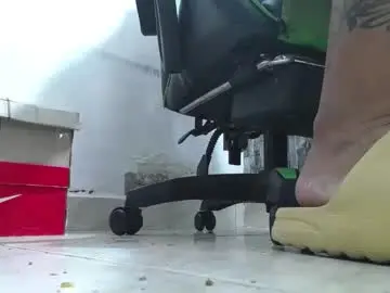 Chaturbate Sex Chat of srfindomfeet_