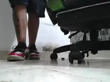 Chaturbate Free Live Porn of srfindomfeet_