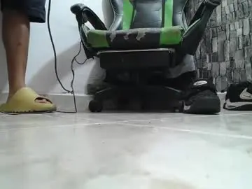 Chaturbate Nude Webcam of srfindomfeet_