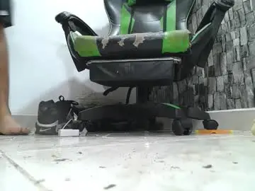 Chaturbate Adult Video Chat of srfindomfeet_