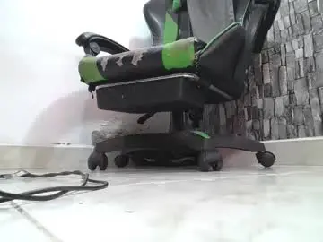 Chaturbate Adult Video Chat of srfindomfeet_