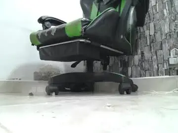 Chaturbate Best live sex cam show of srfindomfeet_