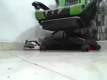 Chaturbate Live Sex of srfindomfeet_