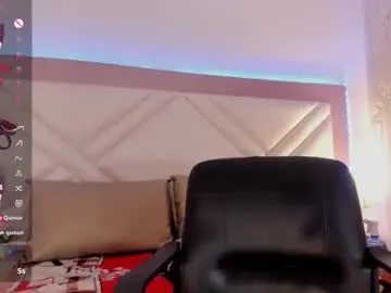 Chaturbate Live Sex Cam of _shayra_