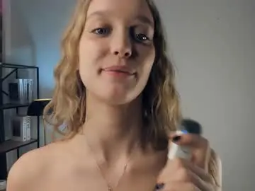 Chaturbate Best live sex cam show of alicemelison